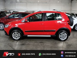 VOLKSWAGEN - CROSSFOX - 2012/2013 - Vermelha - R$ 39.900,00