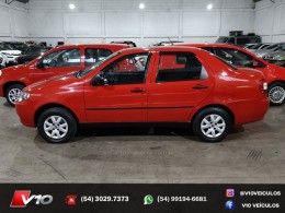 FIAT - SIENA - 2010/2011 - Vermelha - R$ 25.900,00