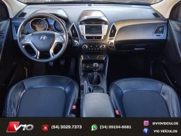 HYUNDAI - IX35 - 2012/2013 - Preta - R$ 61.900,00