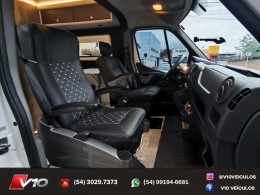 RENAULT - MASTER - 2022/2023 - Branca - R$ 399.900,00