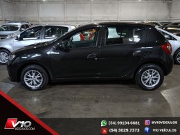 RENAULT - SANDERO - 2018/2019 - Preta - R$ 45.900,00