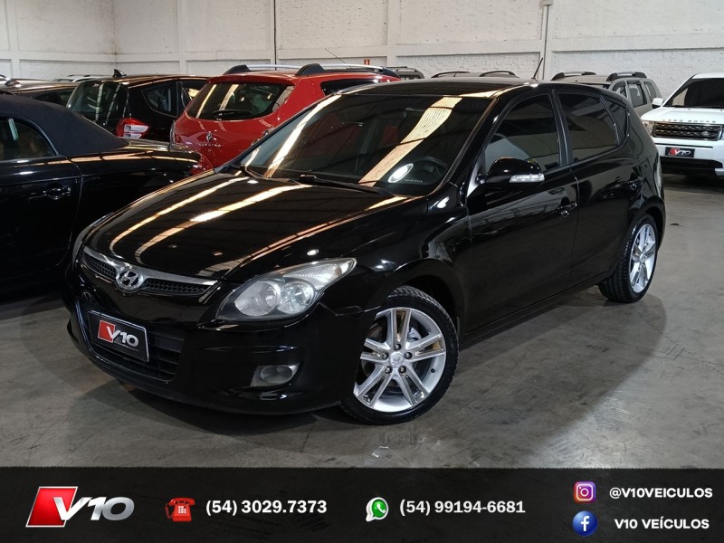 HYUNDAI - I30 - 2010/2011 - Preta - R$ 42.900,00