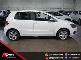 VOLKSWAGEN - FOX - 2015/2016 - Branca - R$ 45.900,00