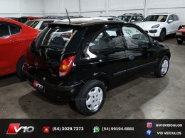 CHEVROLET - CELTA - 2002/2003 - Preta - R$ 15.900,00