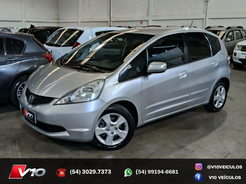 HONDA - FIT - 2010/2011 - Prata - R$ 48.900,00
