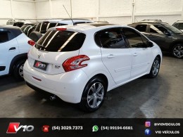 PEUGEOT - 208 - 2015/2016 - Branca - R$ 52.900,00