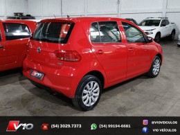 VOLKSWAGEN - FOX - 2014/2015 - Vermelha - R$ 44.900,00