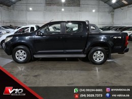 CHEVROLET - S10 - 2012/2013 - Preta - R$ 99.900,00