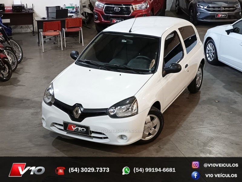 RENAULT - CLIO - 2012/2013 - Branca - R$ 25.900,00