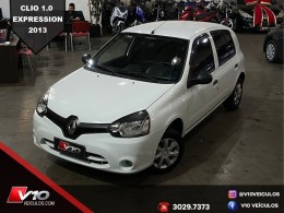 RENAULT - CLIO - 2012/2013 - Branca - R$ 25.900,00