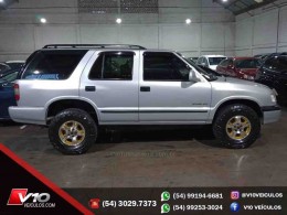 CHEVROLET - BLAZER - 2000/2000 - Prata - R$ 29.900,00