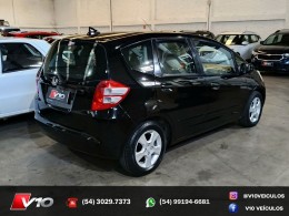 HONDA - FIT - 2009/2010 - Preta - R$ 38.900,00