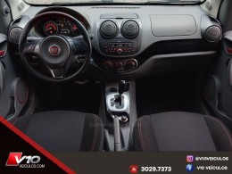 FIAT - PALIO - 2012/2013 - Branca - R$ 36.900,00