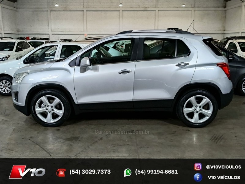 CHEVROLET - TRACKER - 2014/2015 - Prata - R$ 67.900,00