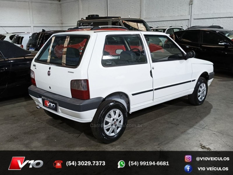 FIAT - UNO - 2012/2013 - Branca - R$ 19.900,00