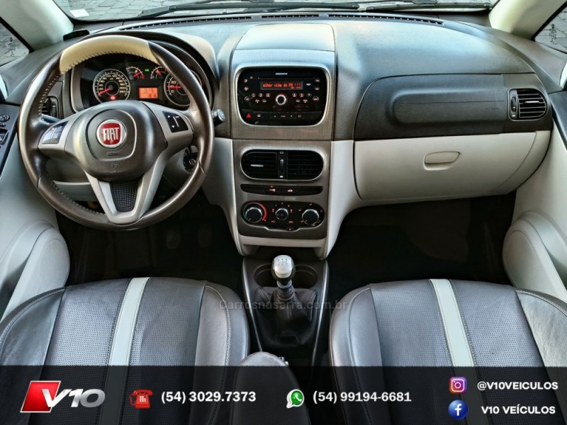 FIAT - IDEA - 2014/2015 - Branca - R$ 43.900,00