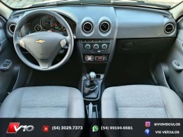 CHEVROLET - CELTA - 2014/2015 - Branca - R$ 35.900,00