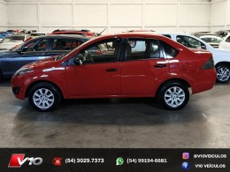 FORD - FIESTA - 2010/2011 - Vermelha - R$ 28.900,00