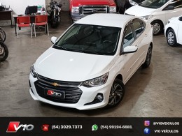 CHEVROLET - ONIX - 2023/2024 - Branca - R$ 74.900,00