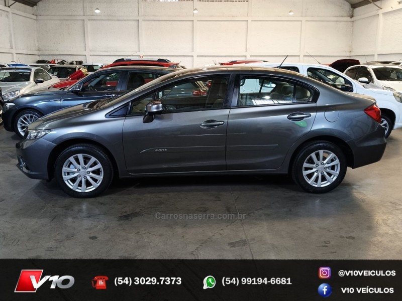 HONDA - CIVIC - 2011/2012 - Cinza - R$ 59.900,00