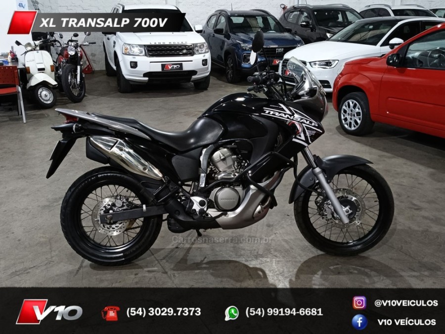 HONDA - XL 700V - 2010/2011 - Preta - R$ 28.900,00