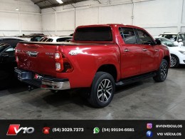 TOYOTA - HILUX - 2019/2020 - Vermelha - R$ 192.900,00