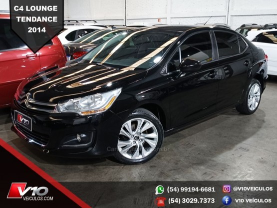 CITROËN - C4 LOUNGE - 2013/2014 - Preta - R$ 43.900,00