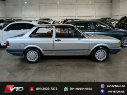 VOLKSWAGEN - VOYAGE - 1994/1995 - Prata - R$ 25.900,00