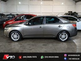 KIA MOTORS - CERATO - 2011/2012 - Cinza - R$ 46.900,00