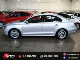 VOLKSWAGEN - JETTA - 2012/2012 - Prata - R$ 64.900,00