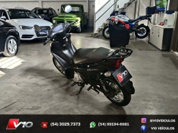 HONDA - BIZ 125 - 2011/2011 - Preta - R$ 7.900,00