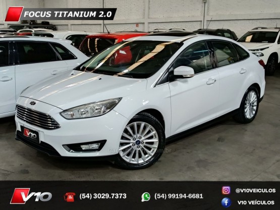 FORD - FOCUS - 2016/2017 - Branca - R$ 69.900,00