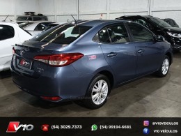 TOYOTA - YARIS - 2019/2019 - Azul - R$ 75.900,00