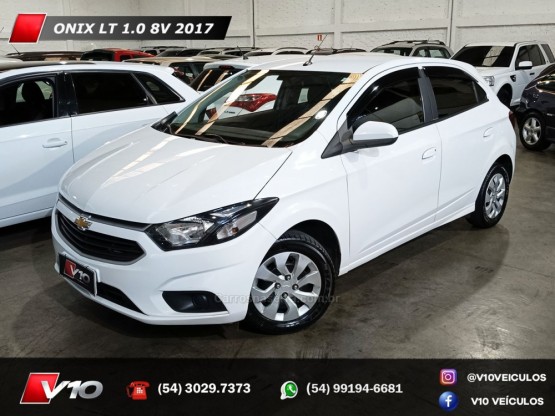 CHEVROLET - ONIX - 2016/2017 - Branca - R$ 42.900,00