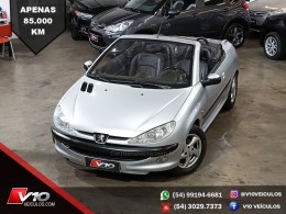 PEUGEOT - 206 - 2002/2003 - Prata - R$ 49.900,00