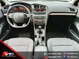 CITROËN - C4 LOUNGE - 2013/2014 - Preta - R$ 43.900,00