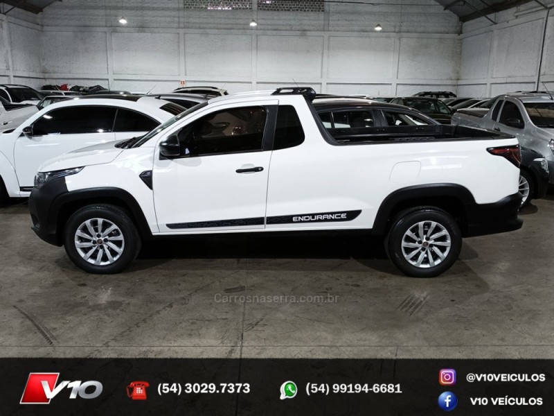 FIAT - STRADA - 2020/2021 - Branca - R$ 68.900,00