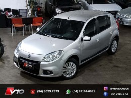 RENAULT - SANDERO - 2013/2013 - Prata - R$ 34.900,00