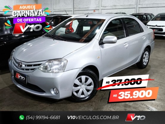 TOYOTA - ETIOS - 2013/2013 - Prata - R$ 35.900,00