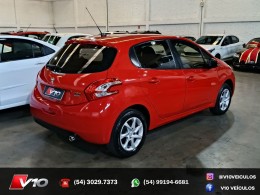PEUGEOT - 208 - 2015/2015 - Vermelha - R$ 41.900,00