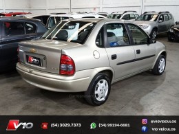 CHEVROLET - CLASSIC - 2009/2010 - Bege - R$ 21.900,00
