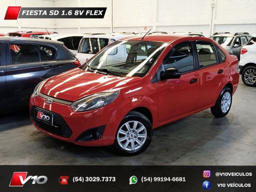 FORD - FIESTA - 2010/2011 - Vermelha - R$ 28.900,00
