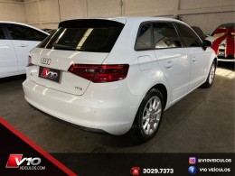 AUDI - A3 - 2015/2016 - Branca - R$ 82.900,00