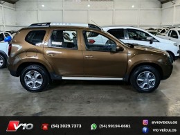 RENAULT - DUSTER - 2015/2016 - Marrom - R$ 67.900,00