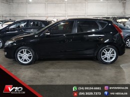 HYUNDAI - I30 - 2011/2012 - Preta - R$ 41.900,00