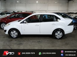 FORD - FIESTA - 2013/2014 - Branca - R$ 36.900,00
