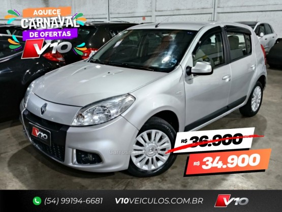 RENAULT - SANDERO - 2013/2013 - Prata - R$ 34.900,00