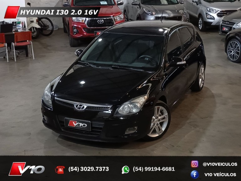 HYUNDAI - I30 - 2010/2011 - Preta - R$ 42.900,00