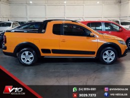 VOLKSWAGEN - SAVEIRO - 2010/2011 - Laranja - R$ 49.900,00