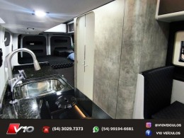 RENAULT - MASTER - 2022/2023 - Branca - R$ 399.900,00